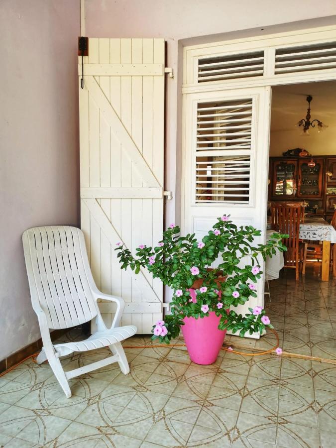 Vue Sur Mer A La Villa Parme Le Robert Dış mekan fotoğraf